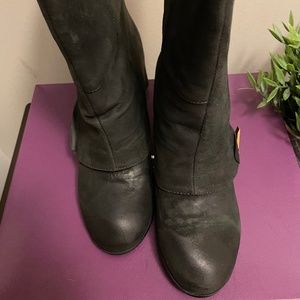 Fergie boots